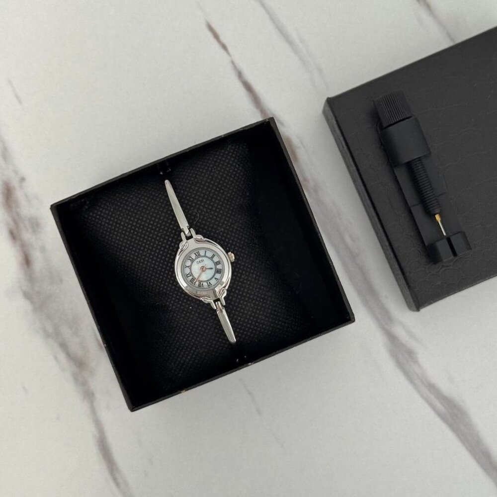 SKU:0203 Silver baby blue mini vintage vibe Watch+ in a gift bag Stainless steel